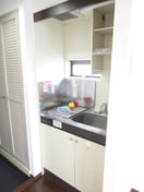 キッチン シェーンブルン瀬谷