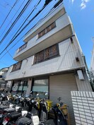 市川香取ビルの外観