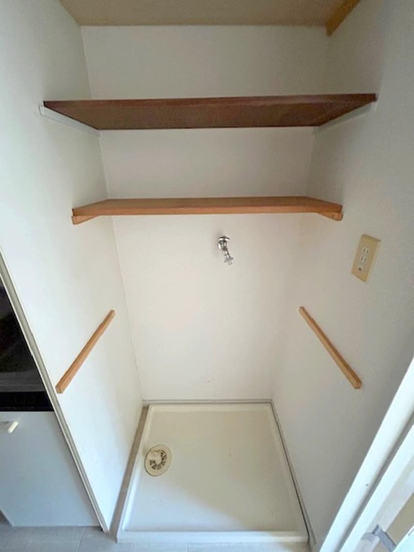 洗濯機置場 ＭｏｍｏＰａｌａｃｅ新座