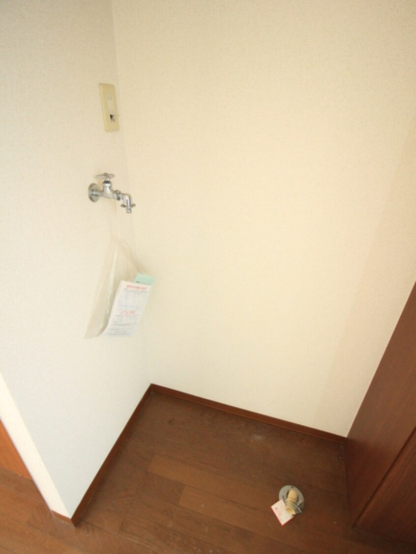 洗濯機置場 Ｔ、Ｓカ－ネル