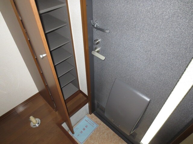 玄関 Ｔ、Ｓカ－ネル