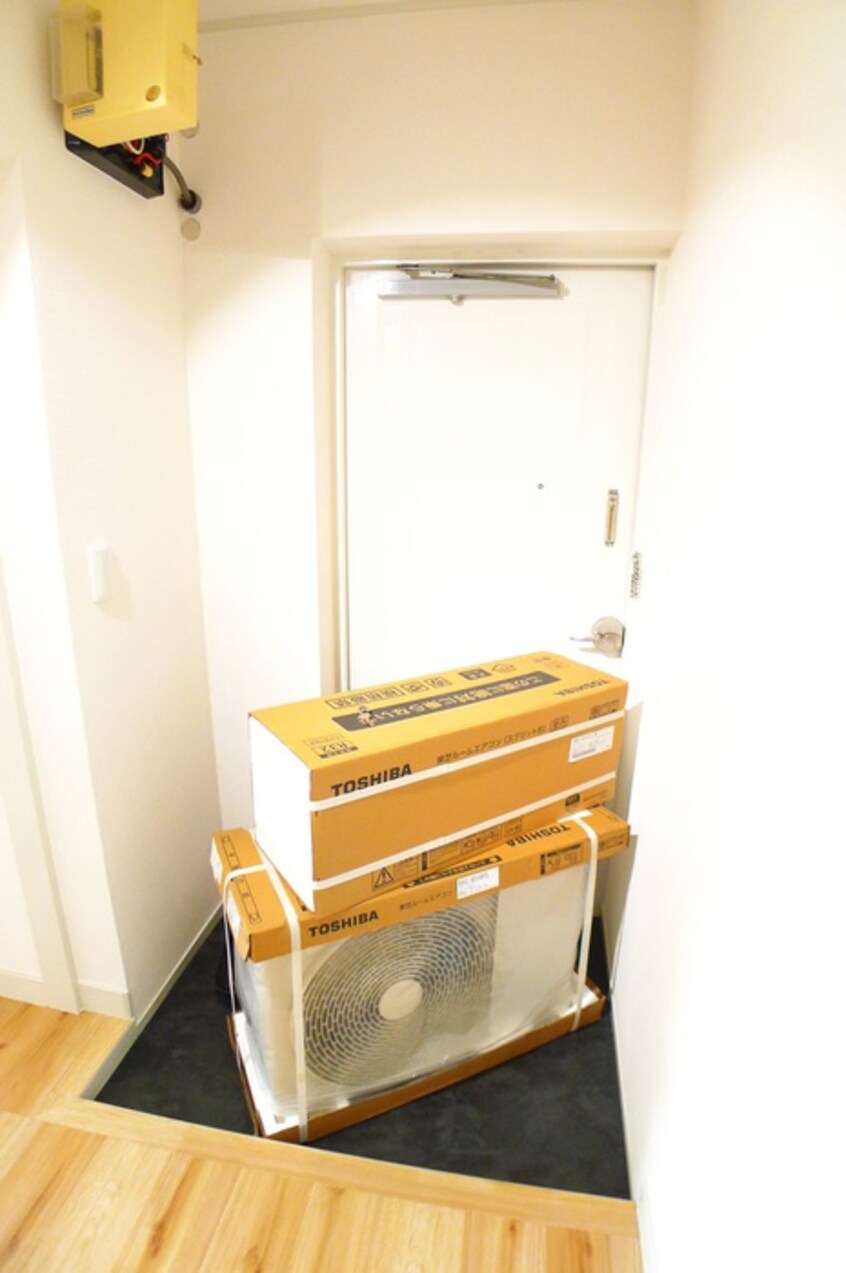玄関 芝山団地19号棟（103）