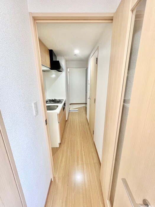 廊下 アクシーズタワー新都心