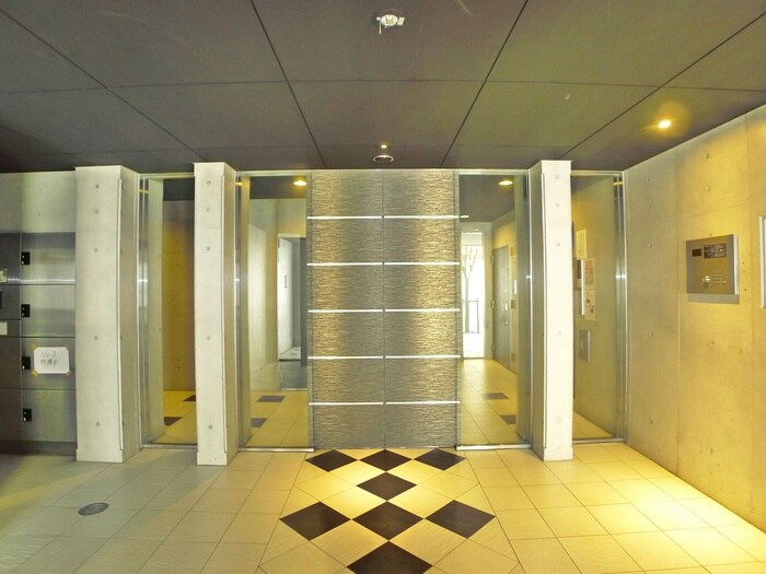 エントランス部分 エルヴィエントアース墨田吾妻