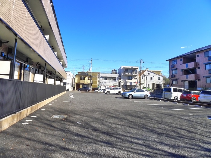 駐車場 グランドパレス
