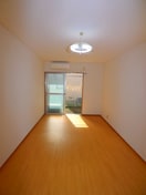 居室 美工中山ハイツ