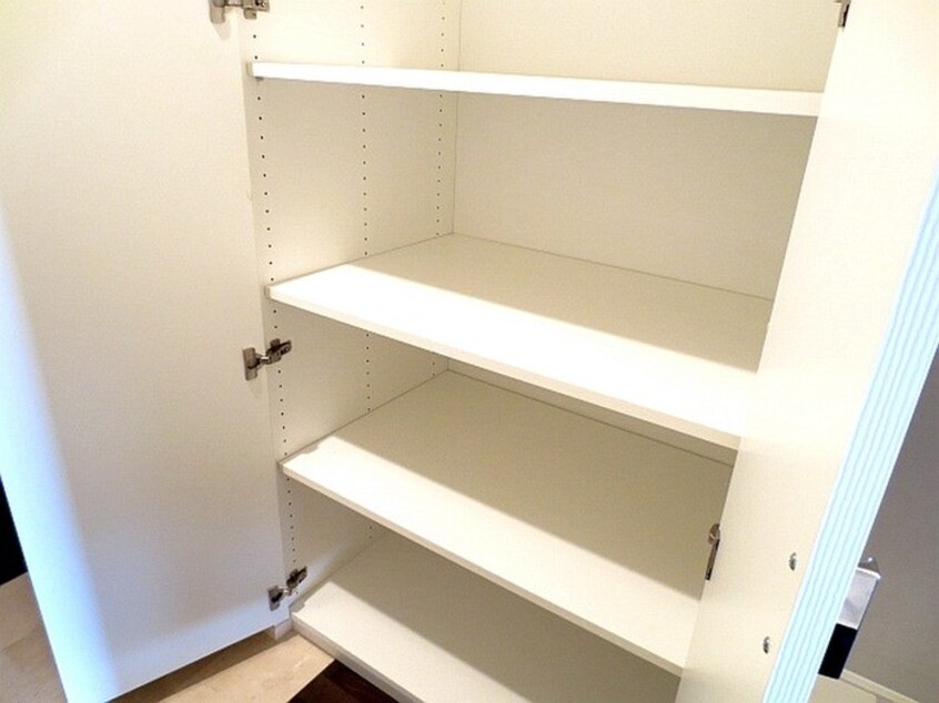 靴箱 エスティメゾン千石