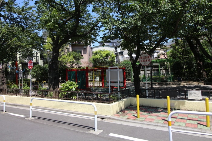 公園(公園)まで60m 尾竹橋公園スカイハイツ(1103)