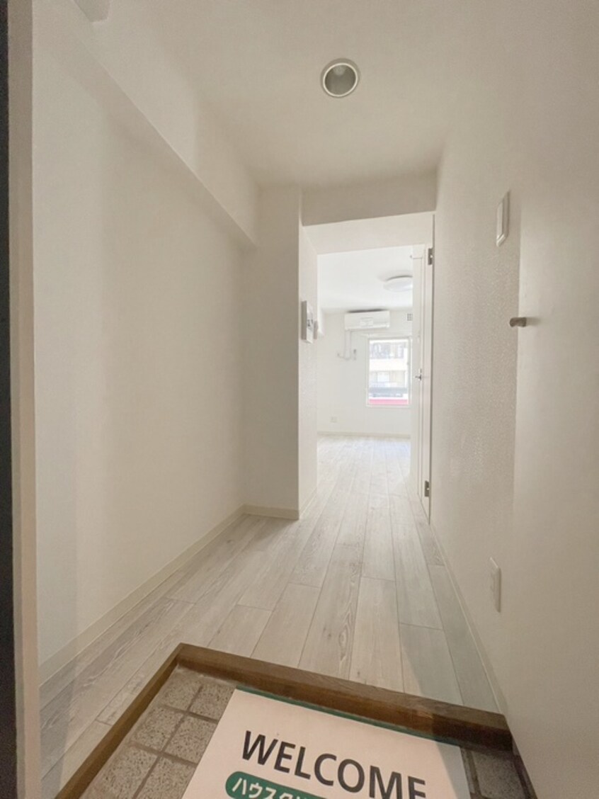 玄関 ライベスト武蔵小金井（３０１）