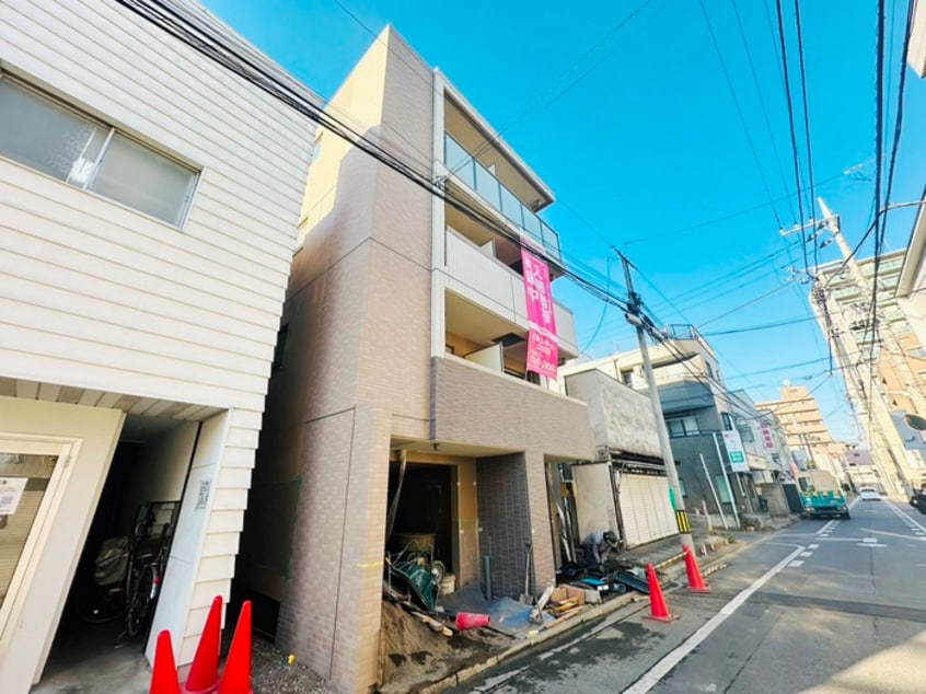 建築中 シルクネス