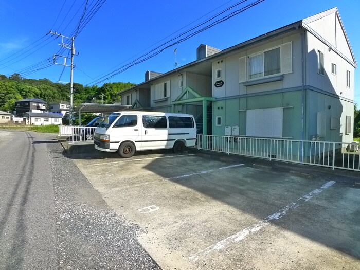 駐車場 リーフハイツＢ