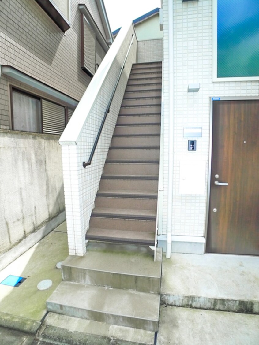 エントランス部分 ファーストベイ一之江