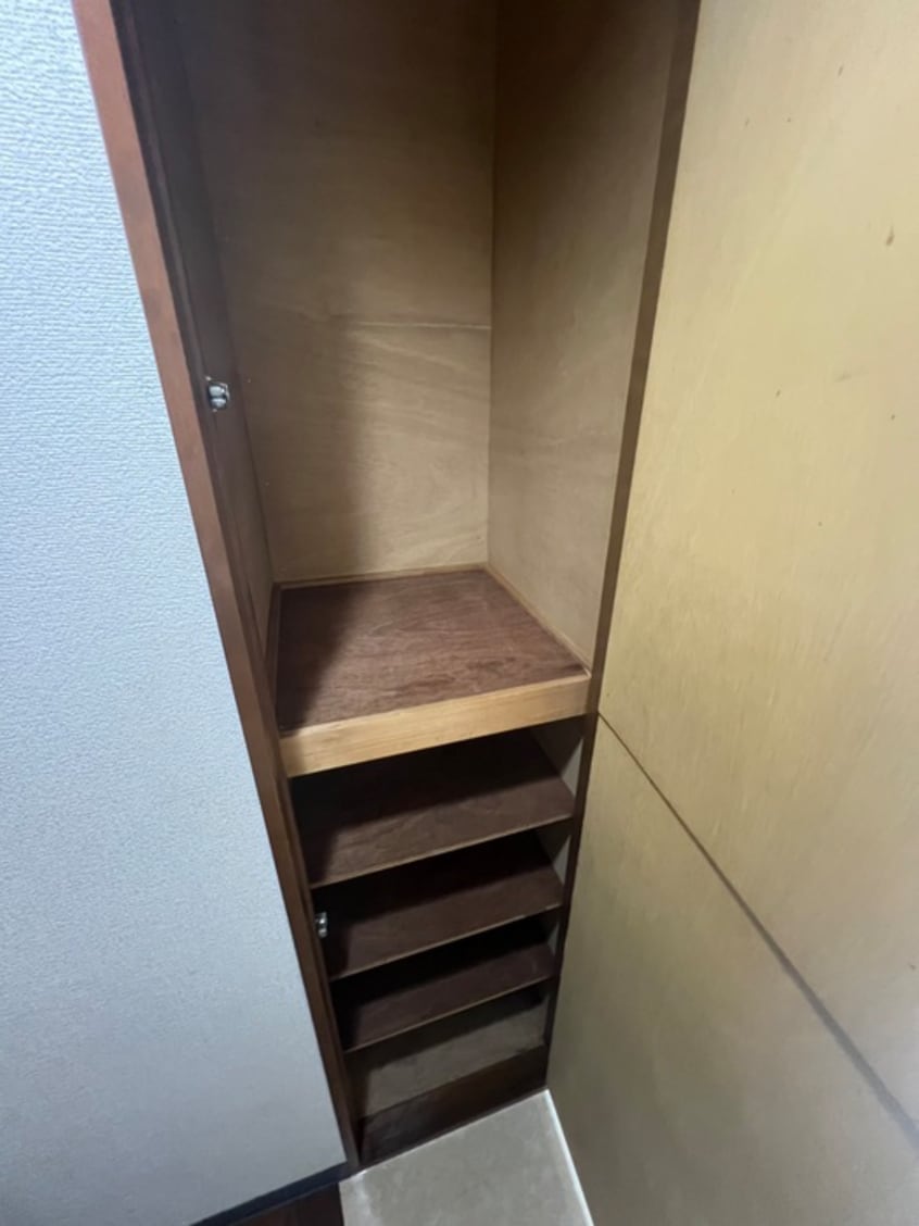 靴箱 鈴木ハイツ