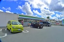ファミリーマート 千葉南町三丁目店(コンビニ)まで196m サンコ－ポ蘇我