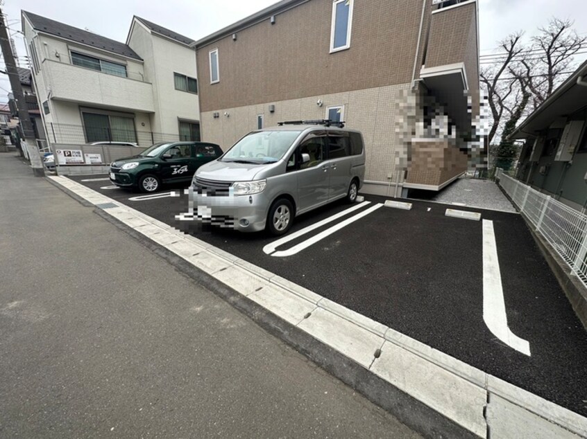 駐車場 プリムローズすずかけ