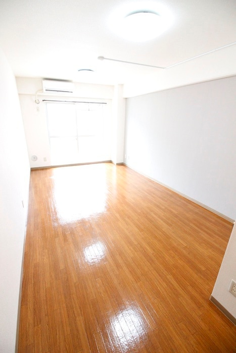 居室 シャルマン高砂Ⅲ