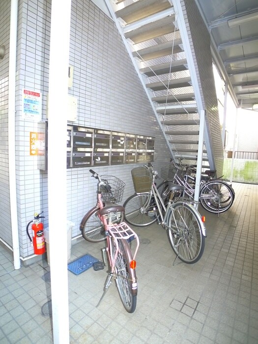 駐輪場 スプリングハイム