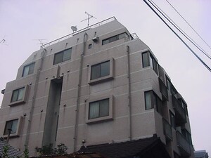 ヴィラ岡部