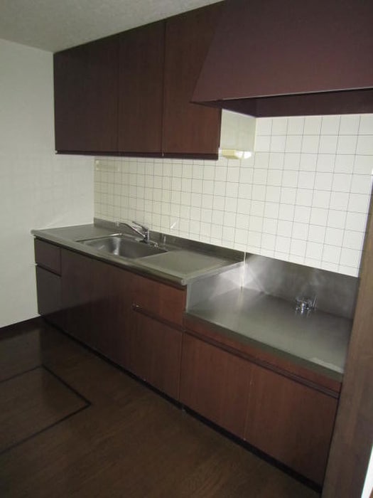 キッチン スクエア－タウン桜森Ｄ