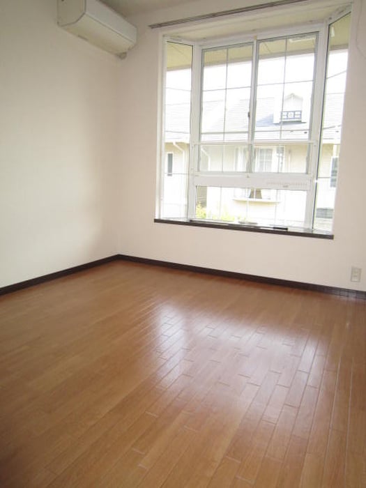 居室 スクエア－タウン桜森Ｄ