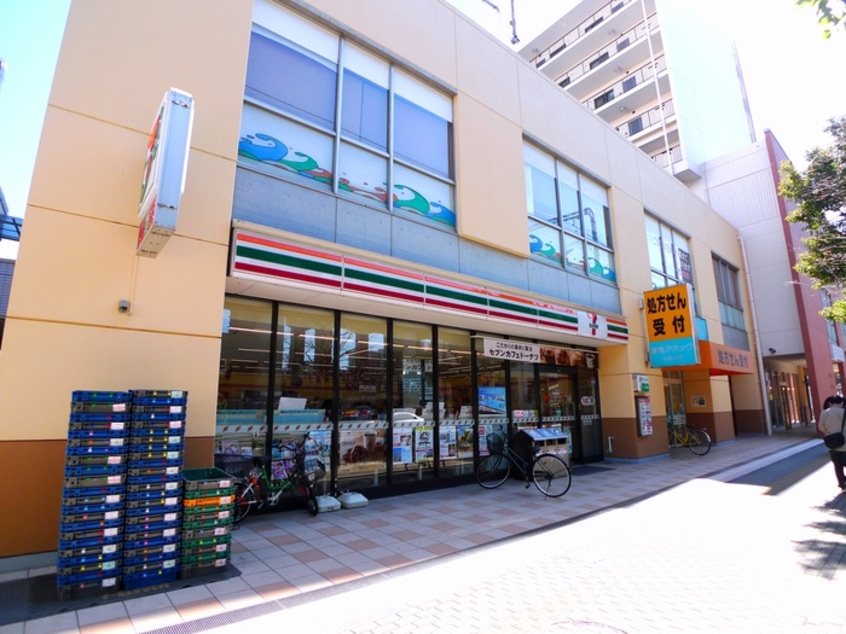 セブンイレブン(コンビニ)まで160m サンリーフⅡ