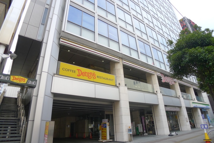 デニーズ(その他飲食（ファミレスなど）)まで1600m Conne