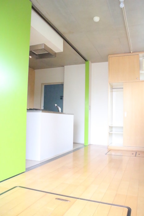 居室 ルネスガ－デン