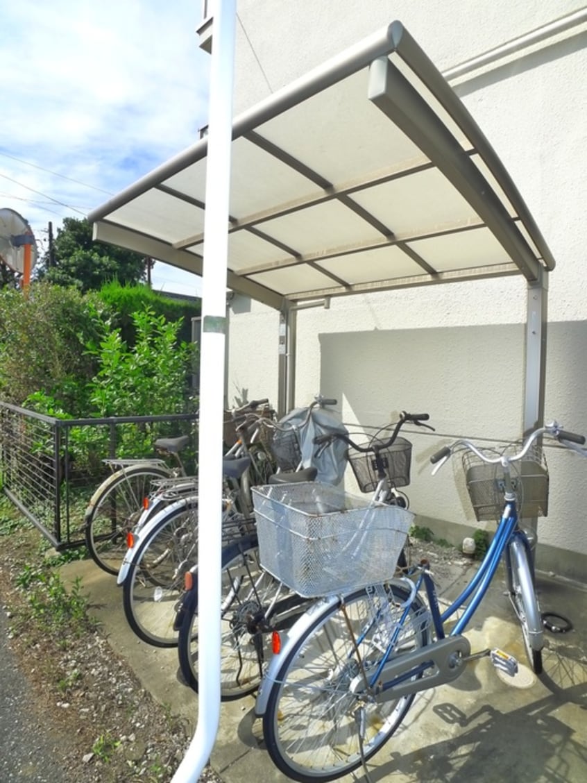 駐輪場 三沢マンション