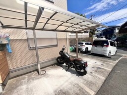 バイク置き場