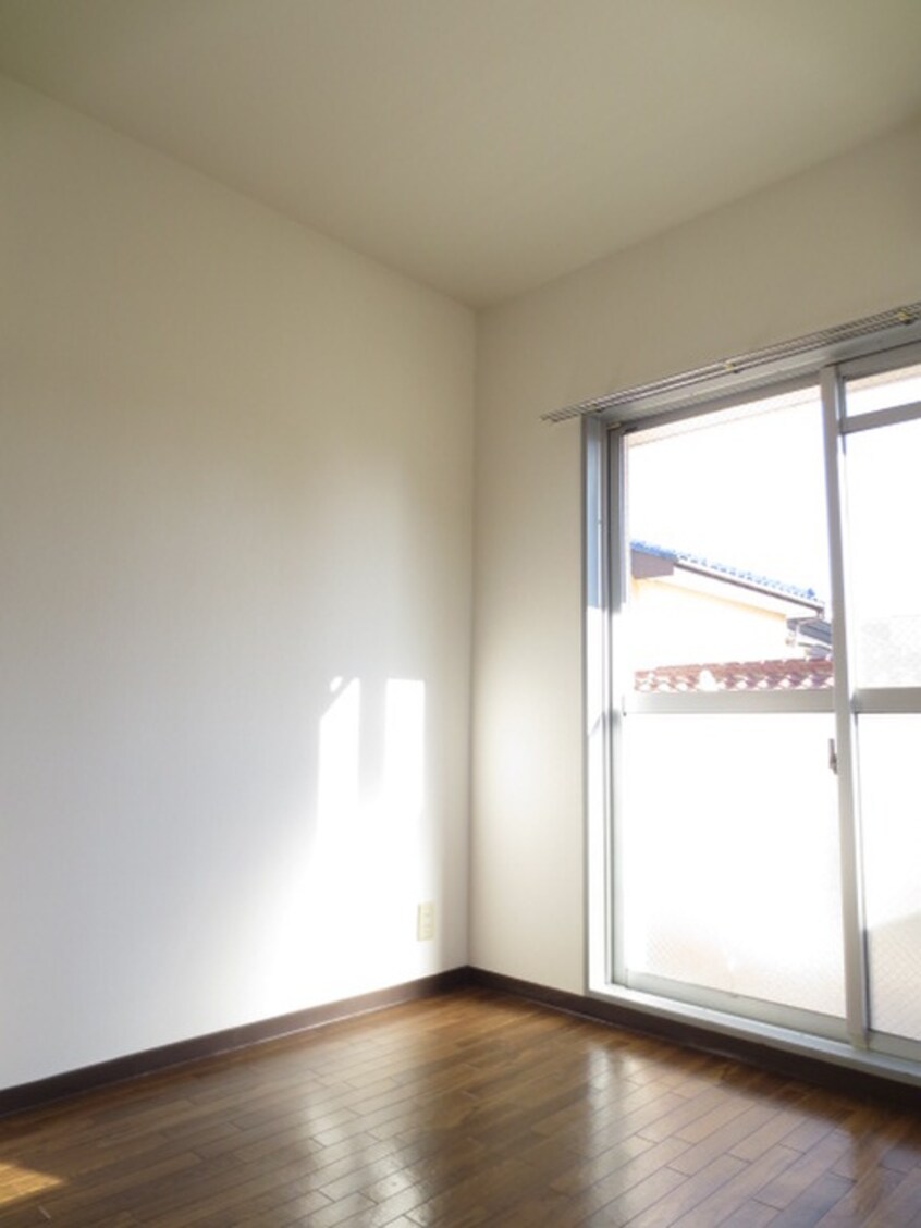 居室 ウィンベルソロ三ツ境