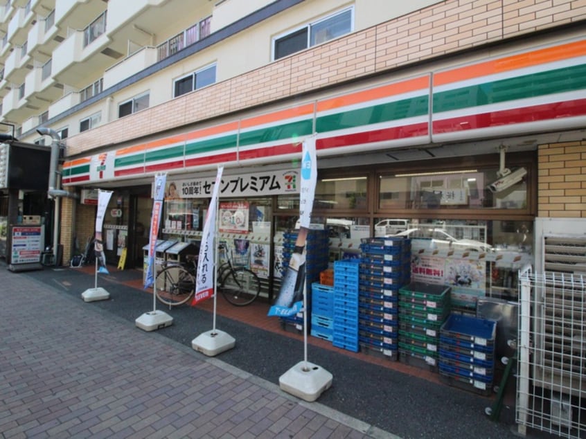 セブンイレブン(コンビニ)まで140m T‘s　garden新丸子