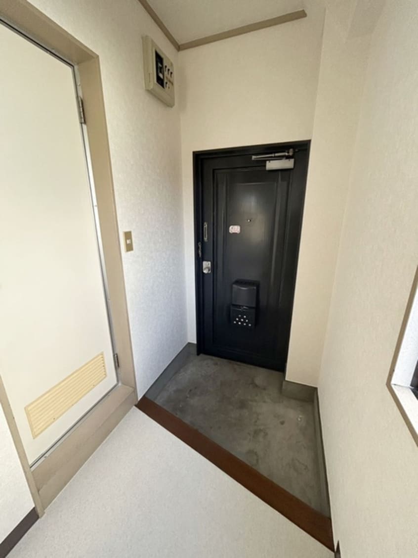 玄関 宮崎ハイツ