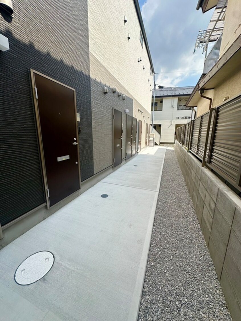 エントランス部分 バーミープレイス調布Ⅱ