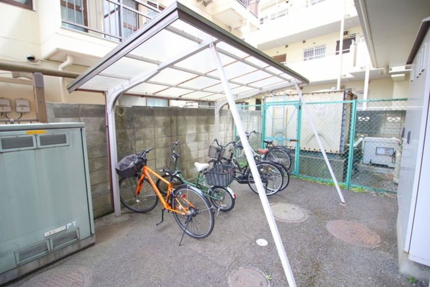 駐輪場 ヴェルヌ－ブ