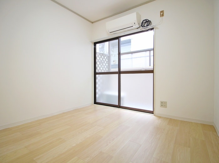 居室 コスモハイツ