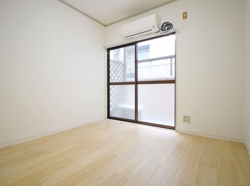 居室 コスモハイツ