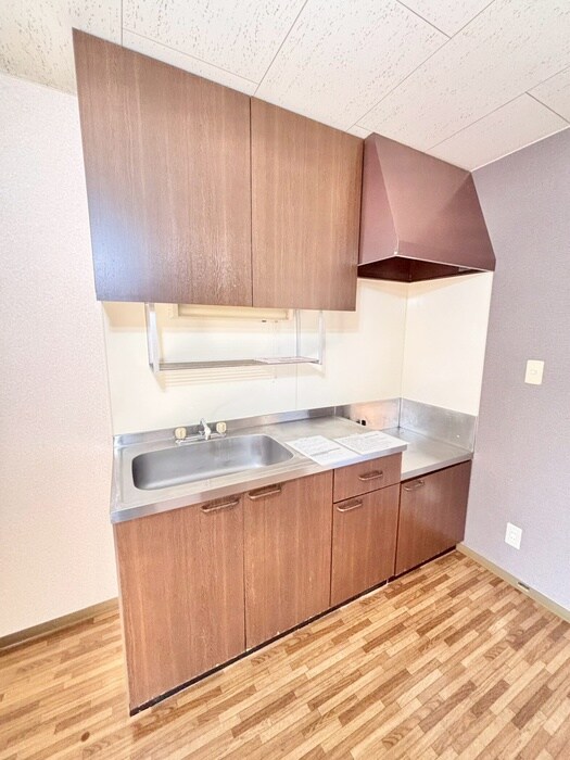 キッチン ドミ－ルＦ