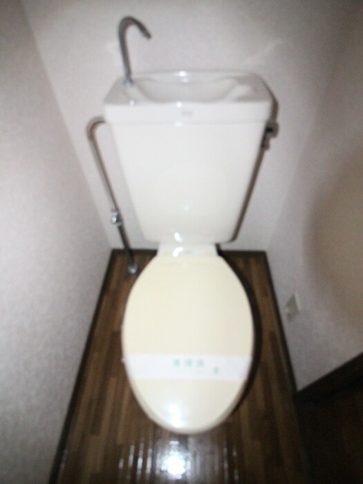 トイレ ドミ－ルＦ