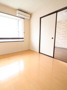 居室 ドミ－ルＦ