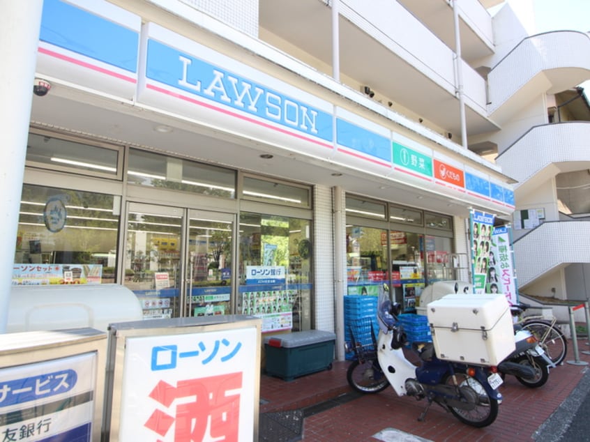 ローソン日体大前店(コンビニ)まで389m さくらハイツ