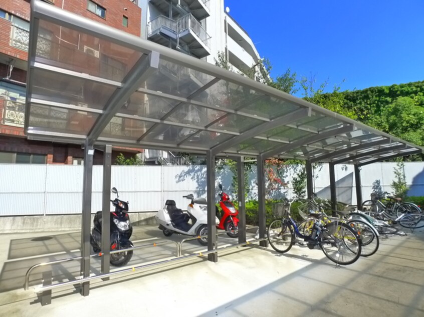 駐輪場 クレール扇