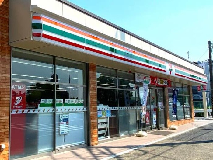 セブンイレブン 横浜十日市場西店(コンビニ)まで110m ビレッジi-BRIDGE十日市場