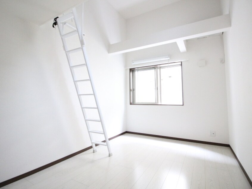 居室 ベイルーム県立大学A