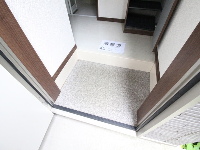 玄関 ベイルーム県立大学A