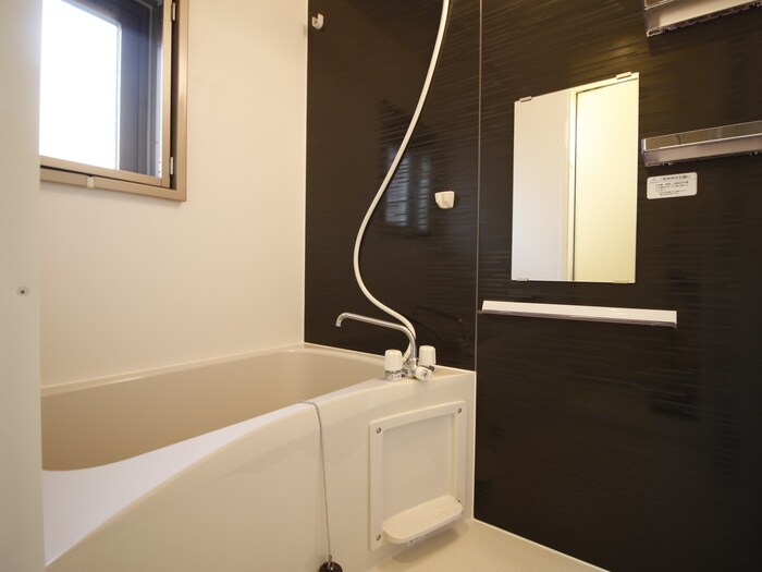 バス／シャワールーム等 エバー綾瀬Ⅱ