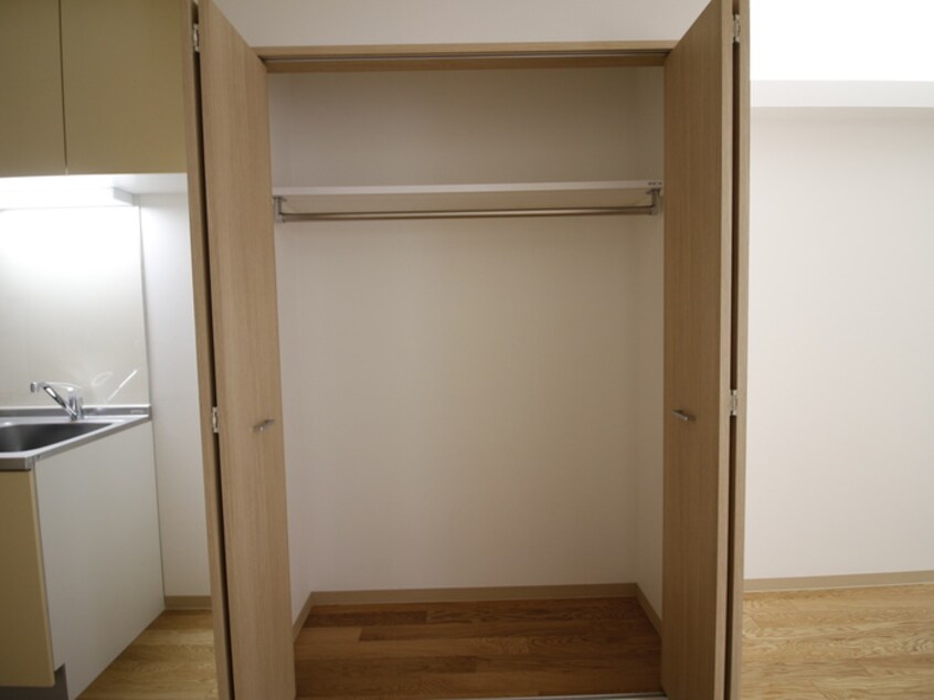 収納 エバー綾瀬Ⅱ