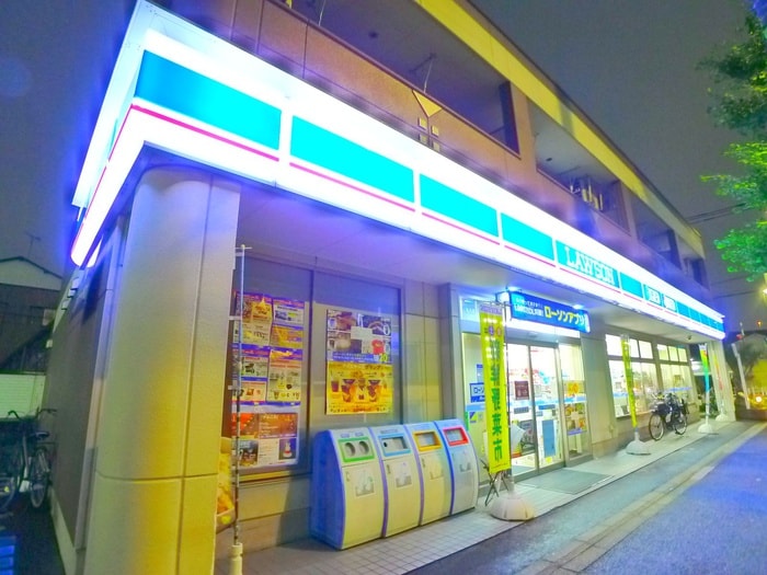 ローソン(コンビニ)まで79m エバー綾瀬Ⅱ