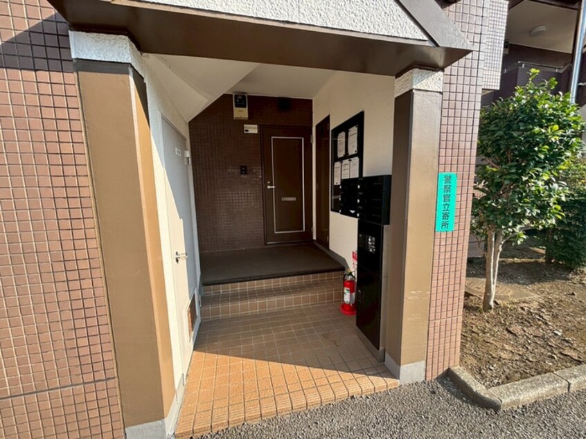 エントランス部分 岩澤マンション