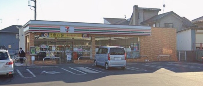 セブン-イレブン 幸手千塚店(コンビニ)まで800m 幸手市千塚ハウス