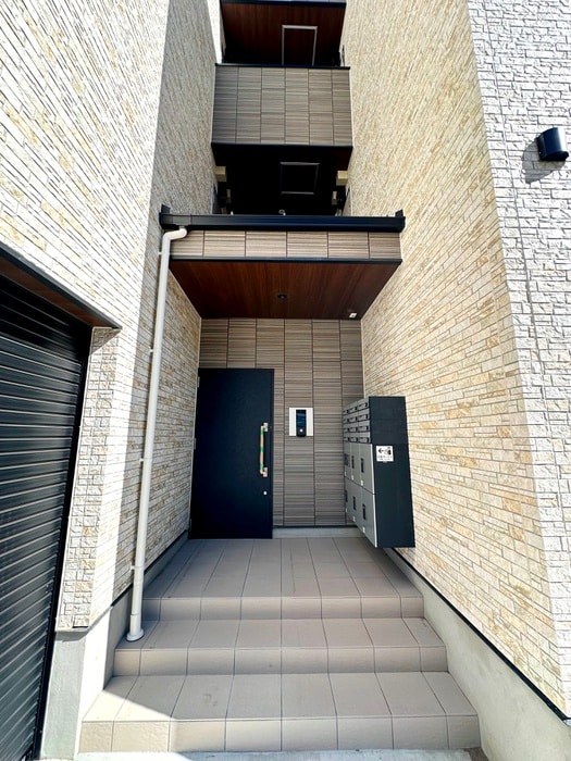 エントランス部分 ラ・ヴィータ